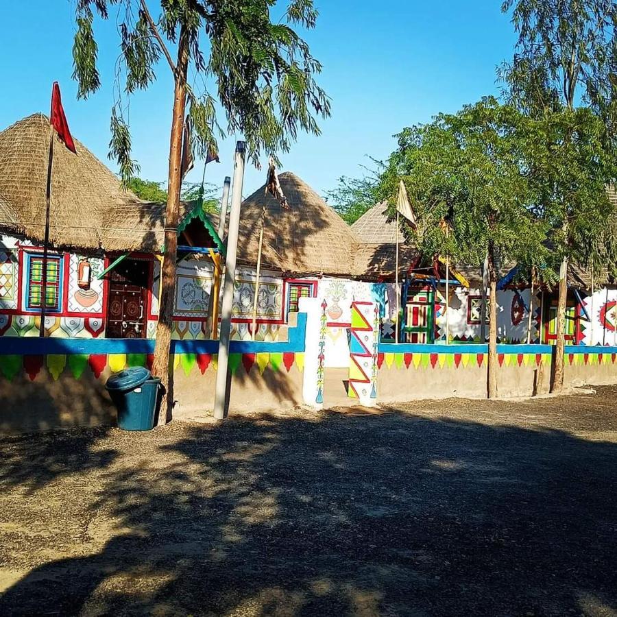 Rann Bhumi Homestay Resort Hodka Exterior photo