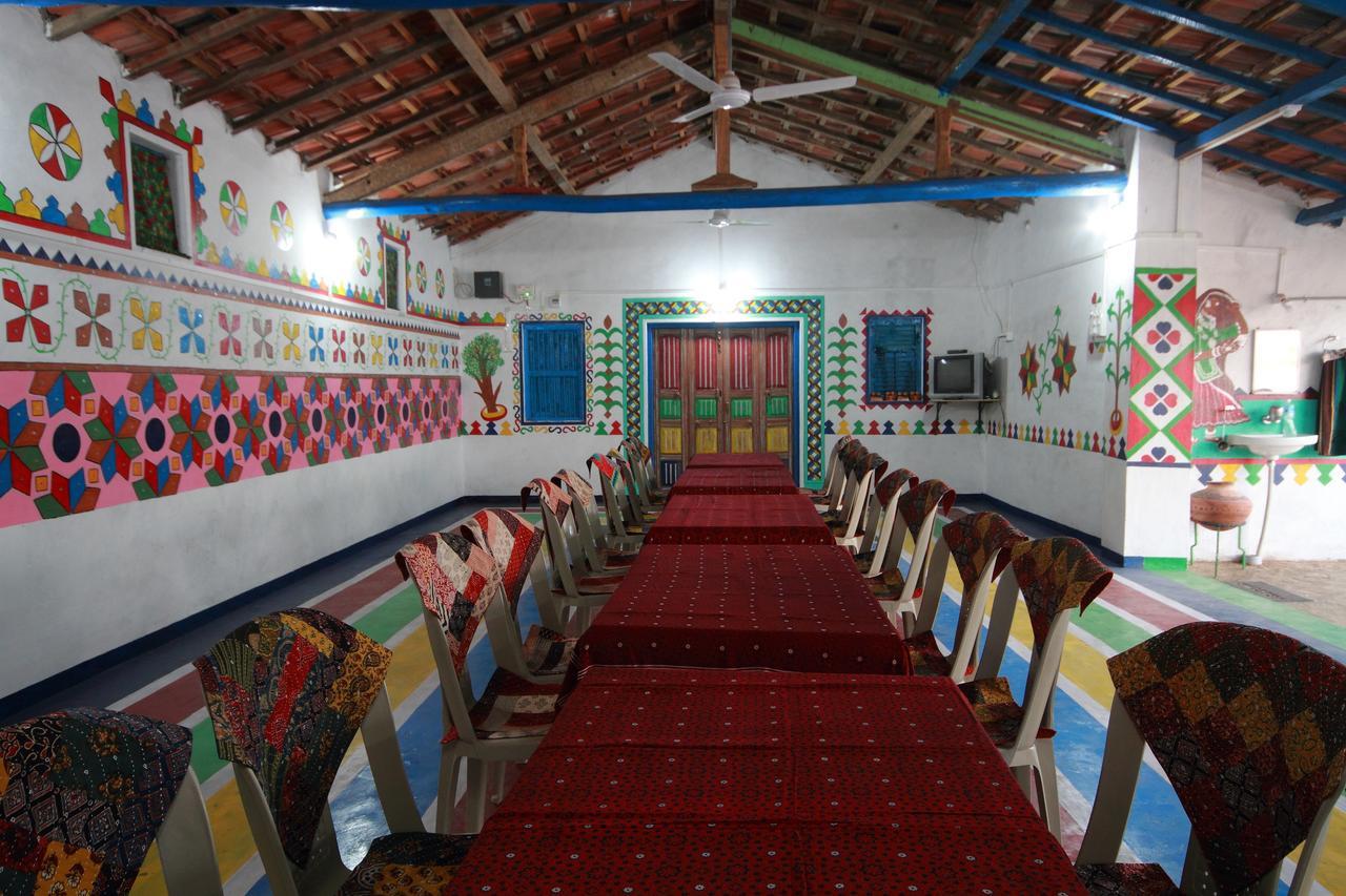 Rann Bhumi Homestay Resort Hodka Exterior photo