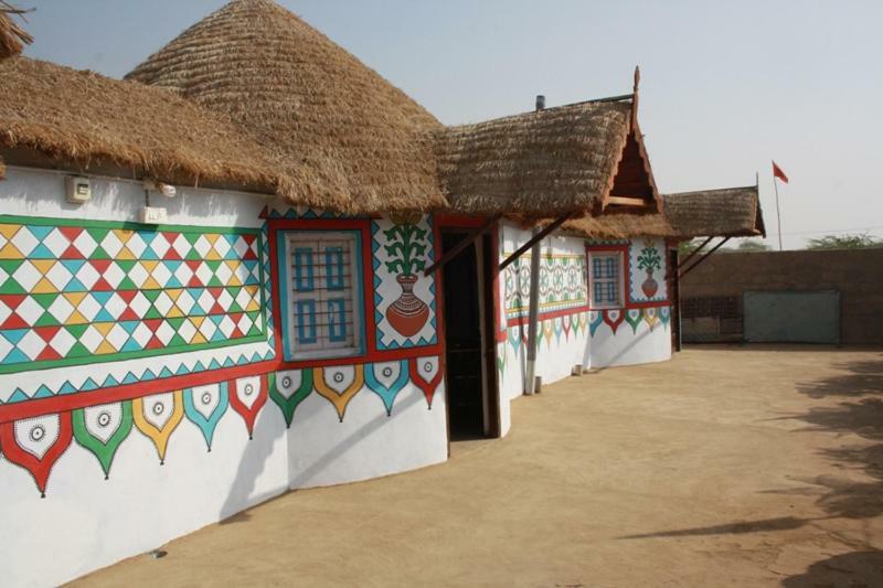 Rann Bhumi Homestay Resort Hodka Exterior photo